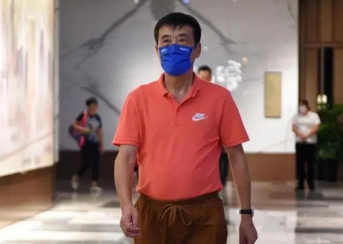 曝足协又有2人被调查,曝足协又一高官被带走