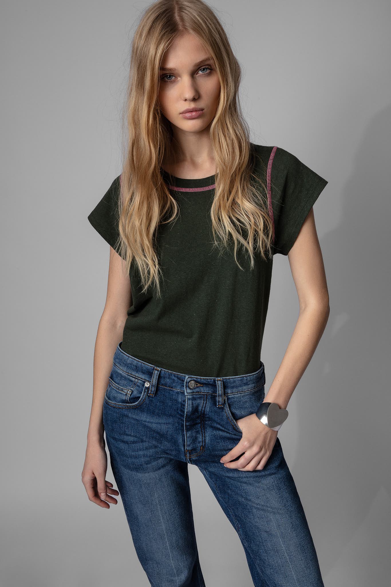 摆脱束缚释放自己,摆脱束缚穿出自我潮流男士之选