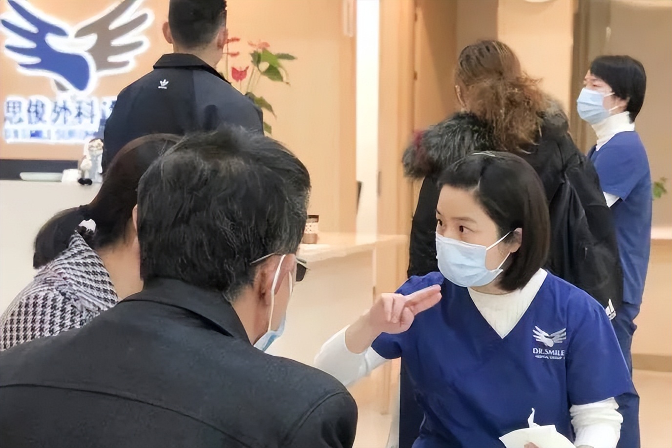 坚持与信仰：一对藏族夫妇7年，跨越2000公里的静脉曲张治疗之旅