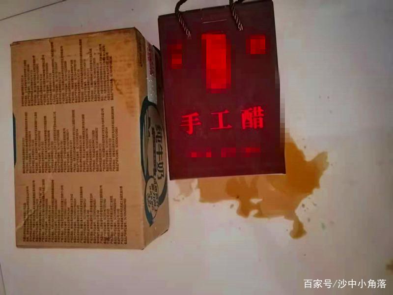 快递破损为什么要快递员赔偿,快递破损谁来承担快递费