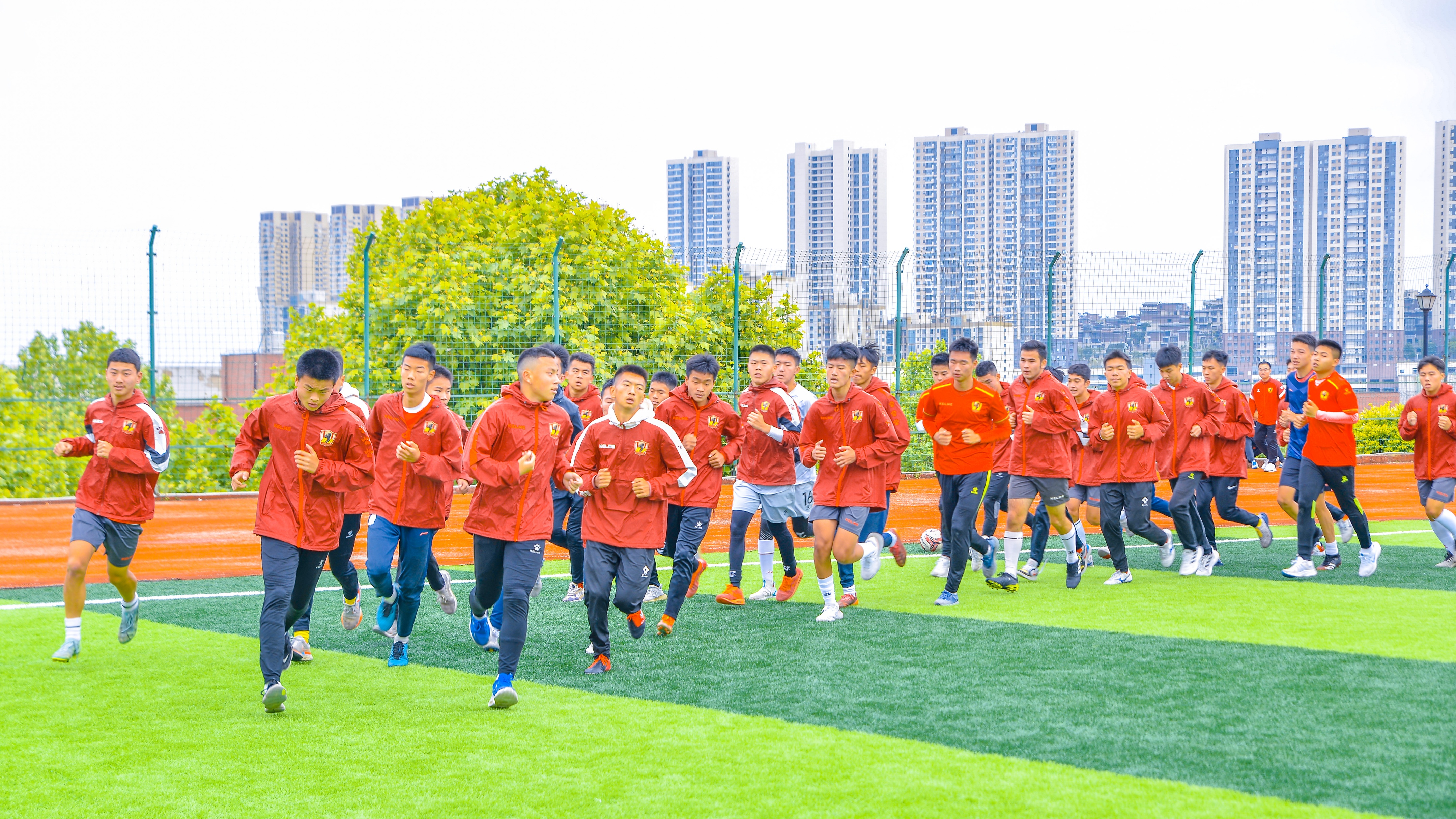 贵州开大足球俱乐部实力怎么样,贵州开大出征中冠比赛