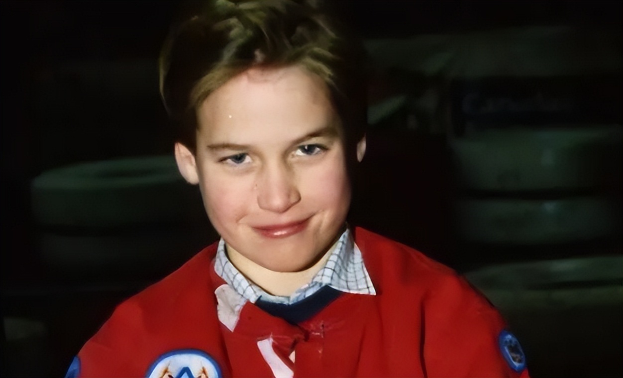 夏洛特小公主长大,夏洛特长大后图片