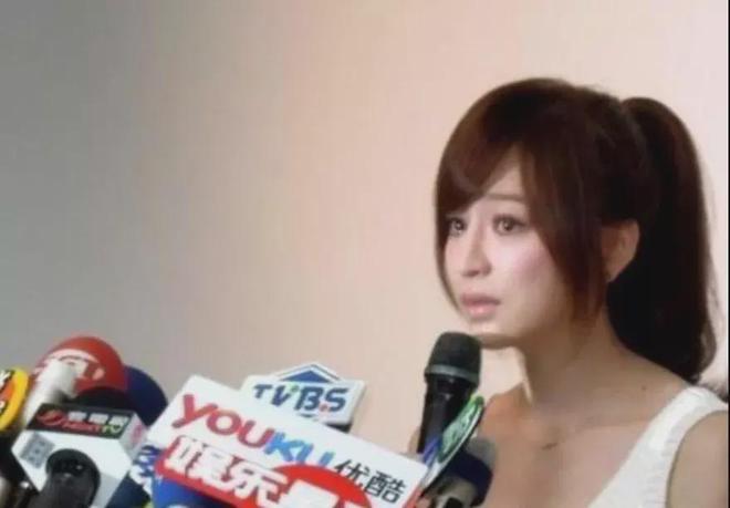 王心凌被前男友曝细节照,王心凌回应被渣男曝隐私