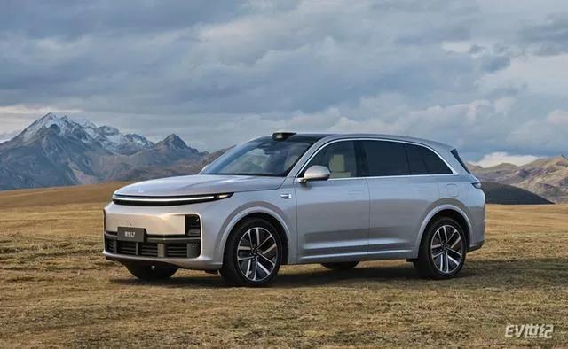 理想l7和问界m7的智能驾驶对比,理想l8与问界m7自动驾驶测试