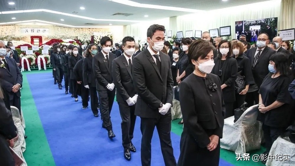 赌王何鸿燊用的是金丝楠木棺材吗,赌王何鸿燊棺材是什么木头做的