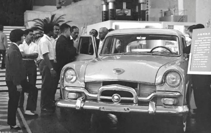 上汽大众桑塔纳哪年进入中国的,中国上汽大众桑塔纳发展史