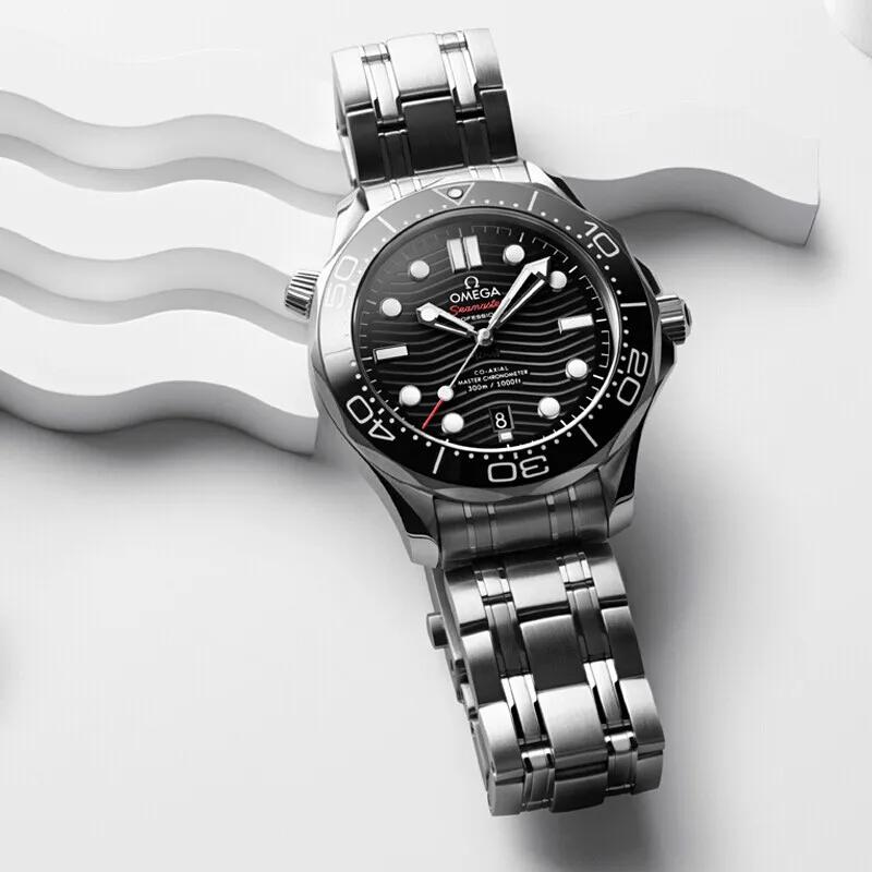 3万左右买什么潜水表好,3万买欧米茄还是劳力士女表