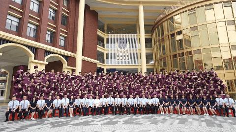 前方高能谁演的,前方高能校园歌手演唱瞬间