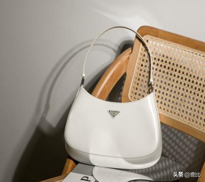 大牌包哪些包包款式值得买,人生第一只大牌包这7个品牌必选