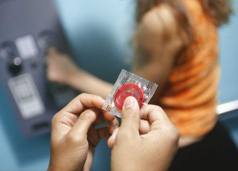 安全套的油有害的吗,安全套的油对人体有什么害处吗