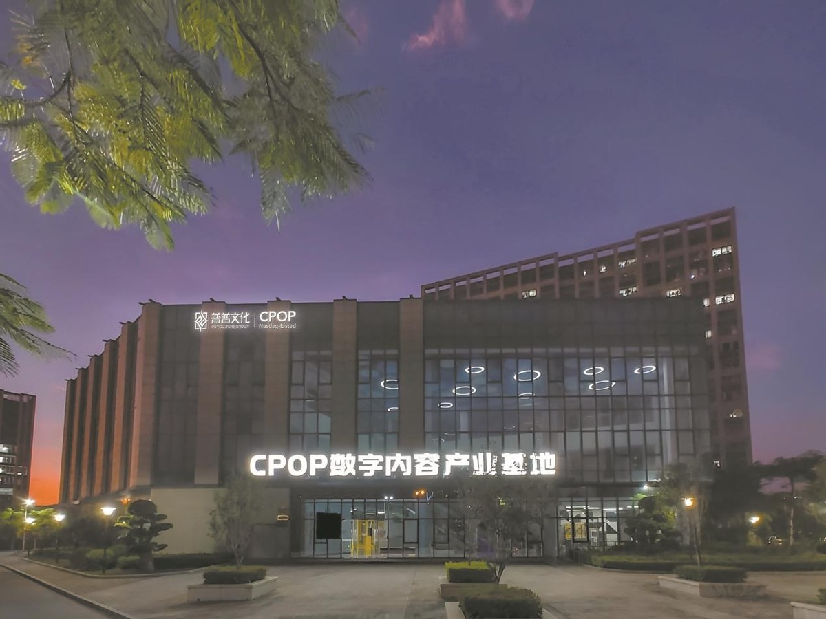 潮起潮涌千帆竞渡,千帆竞发浪潮涌百舸争流