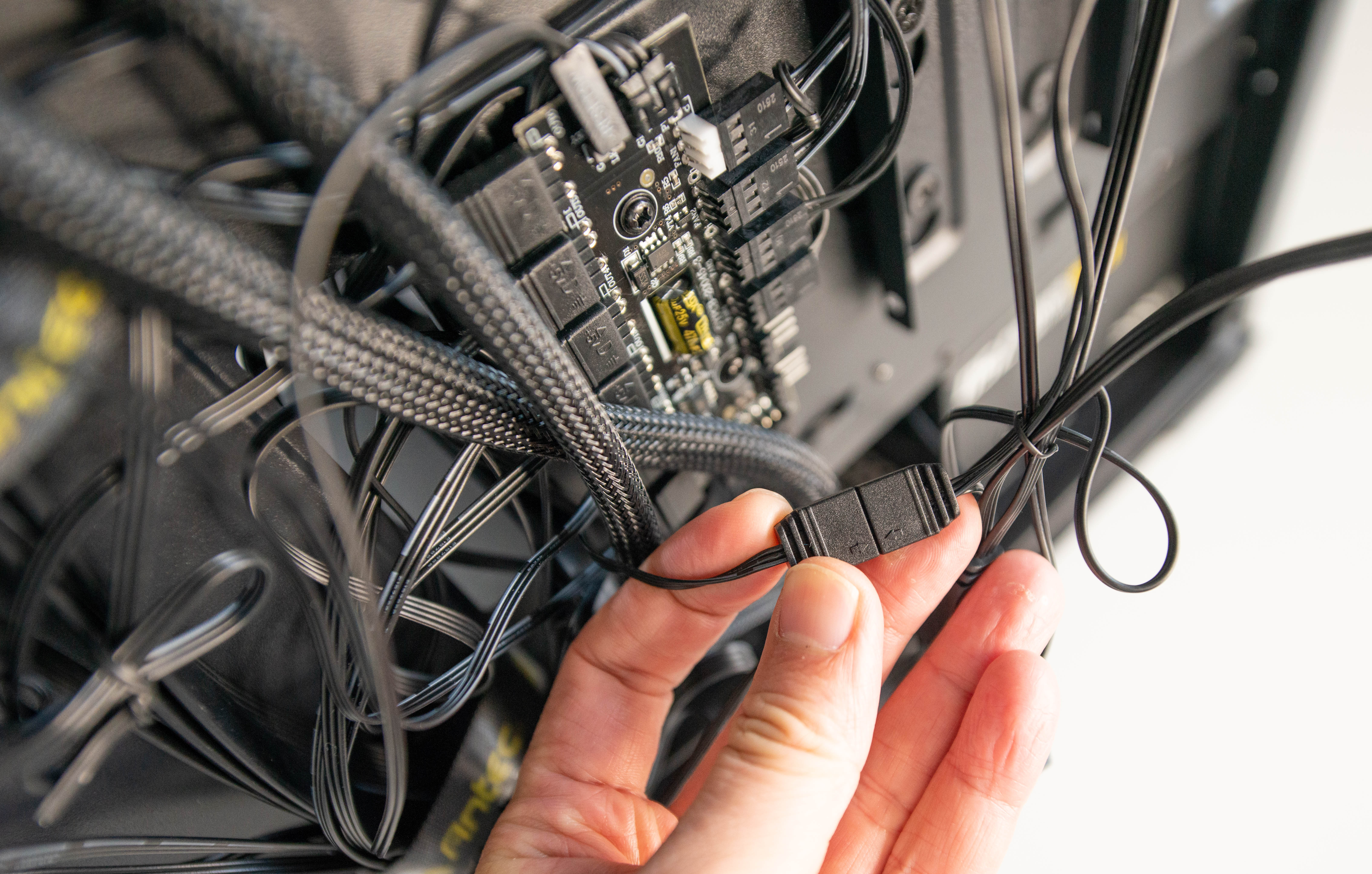 diy水冷显卡教程,电脑组装rgb灯光