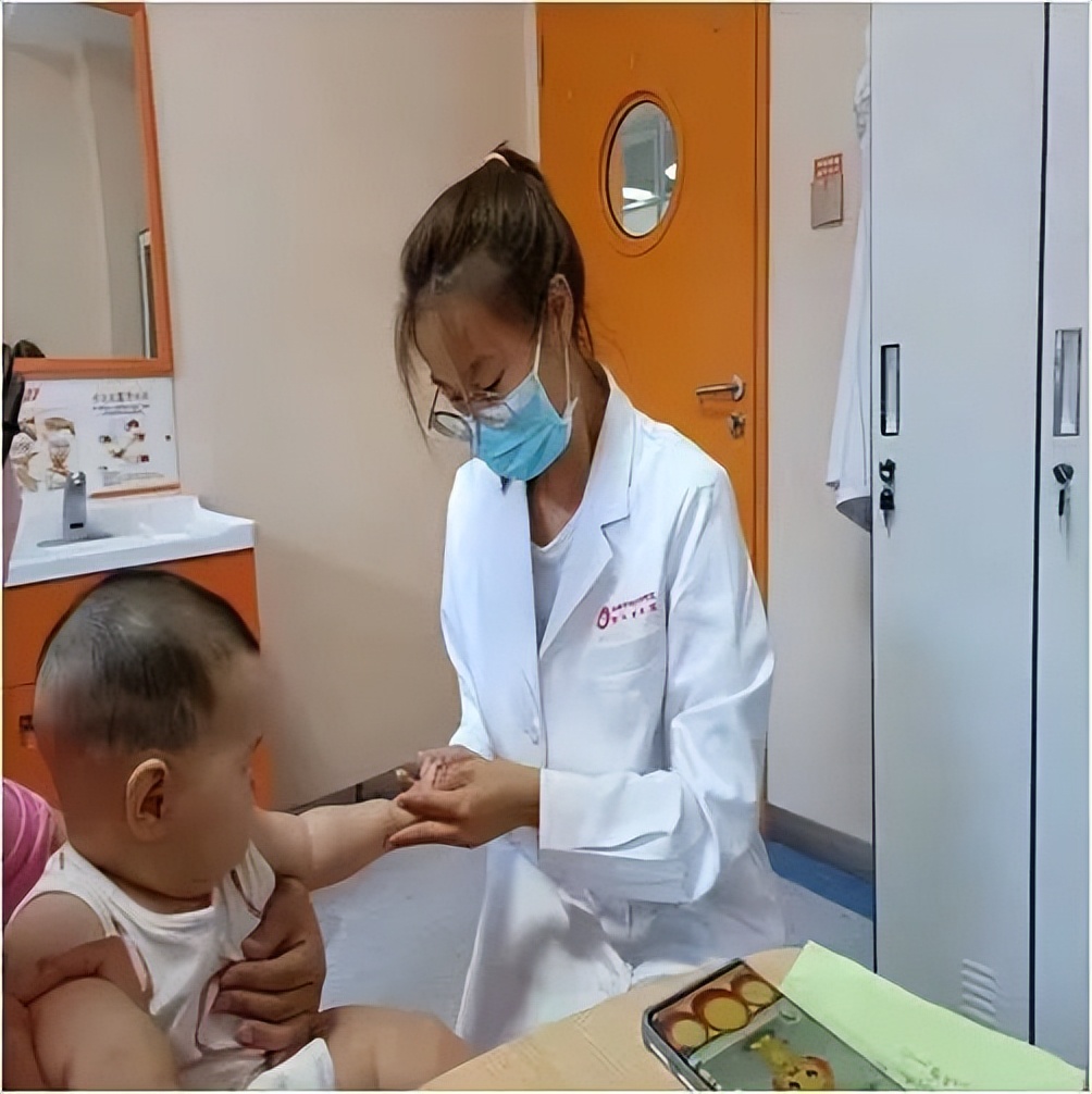 保健推拿穴位教程,保健穴位足三里