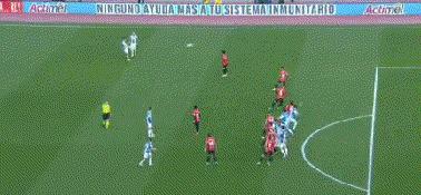 武磊2:2绝杀巴萨全场回放,武磊最不可思议的一球轰动西班牙