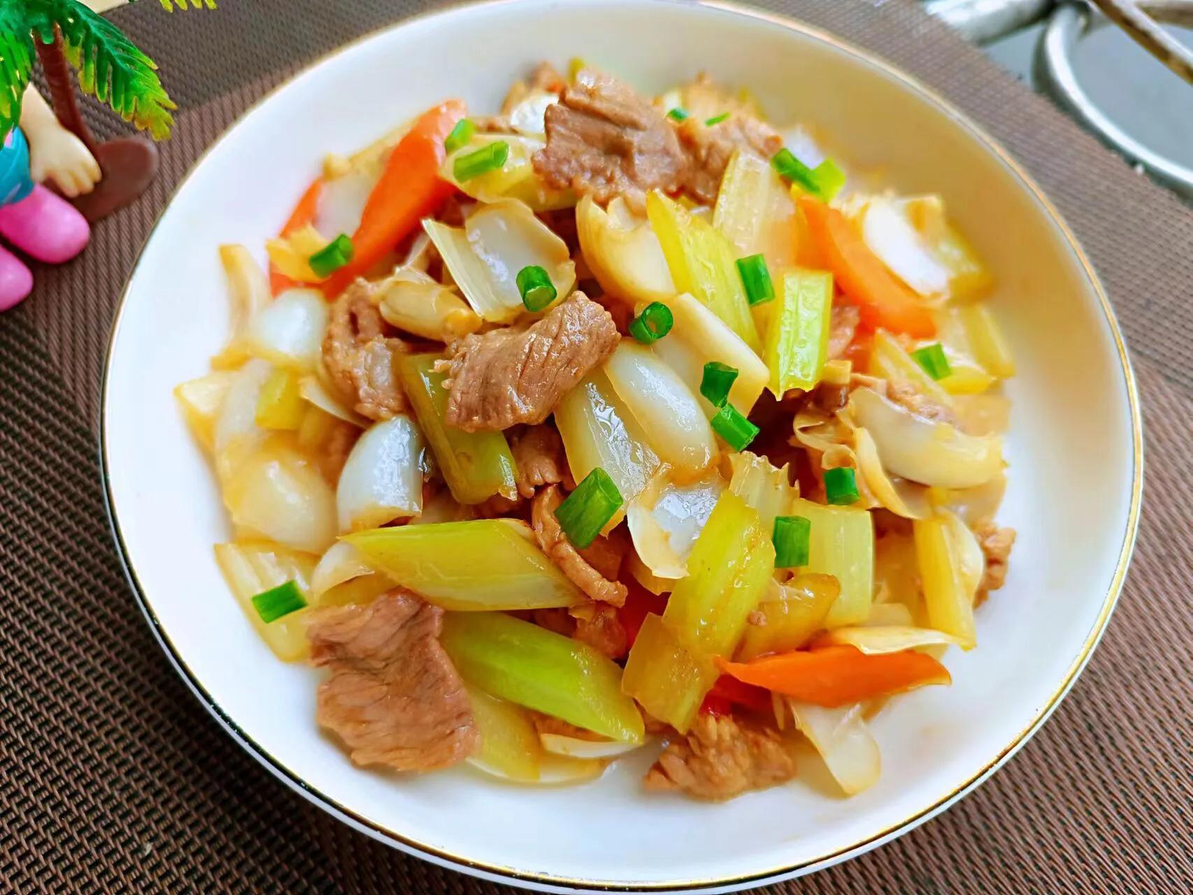 小暑季节应该吃点什么东西为好,小暑养生注意这几点安全度夏