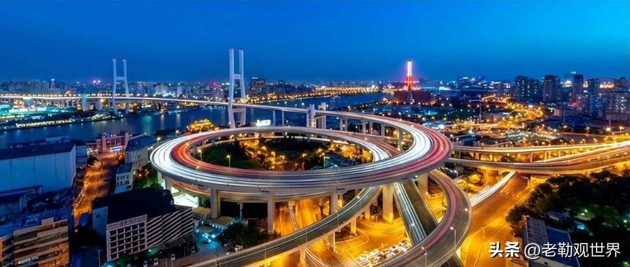 在北京和上海哪个城市定居更好,北京上海深圳哪个城市适合定居