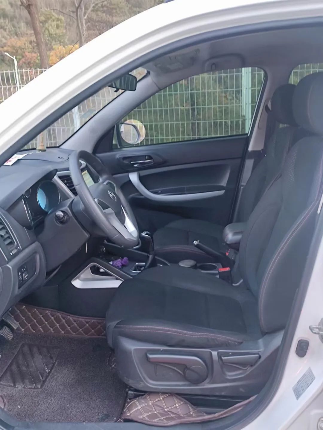 十堰龙信二手车市场雅阁,十堰龙信国际汽车城二手车直播