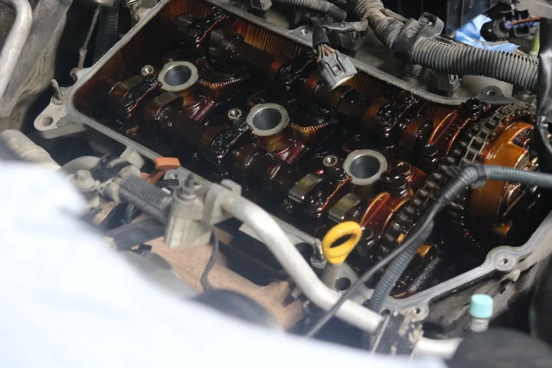 老款八十年代丰田霸道,经典丰田霸道老车翻新复活