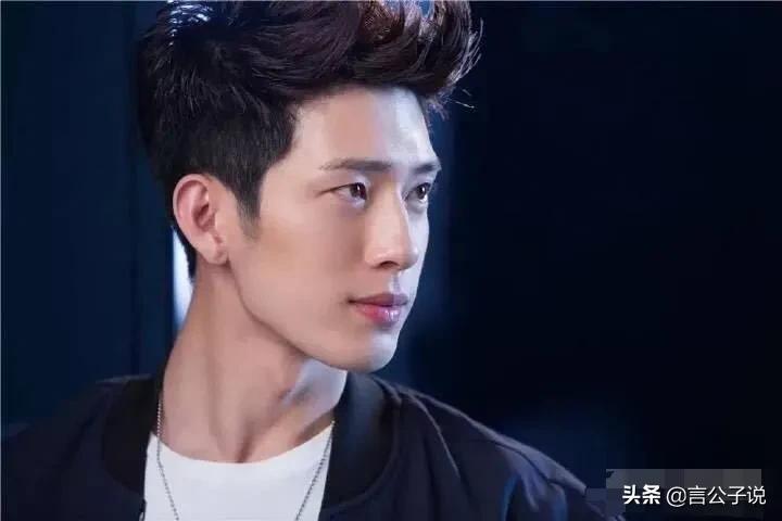 老戏骨大长脸男星,娱乐圈大长脸男星