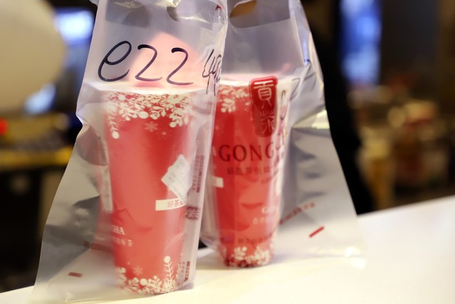 别只顾挣钱忽视了教育孩子,忙着赚钱不教育孩子怎么办