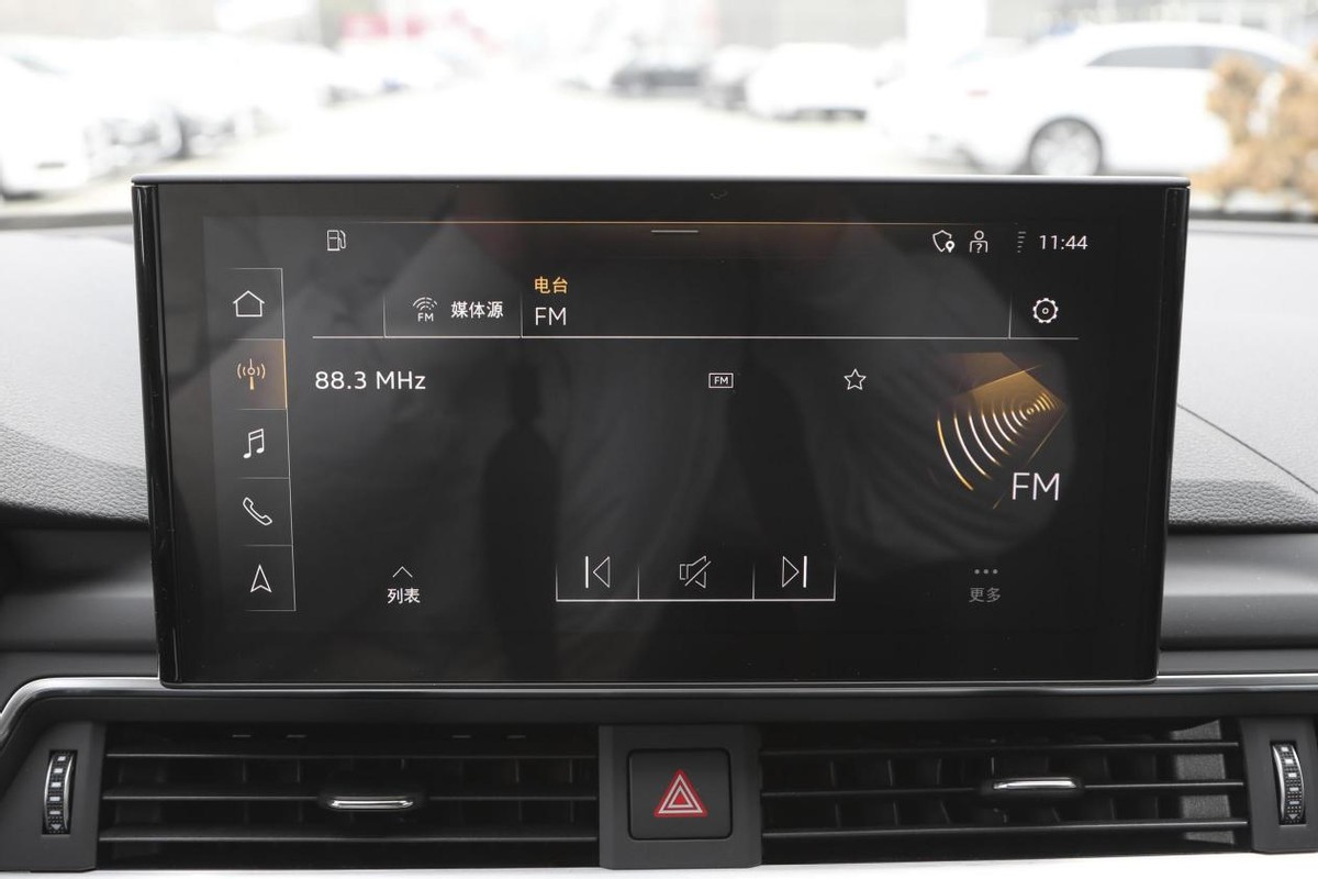 17-19款奥迪a4l驾驶感受,深度测评19款奥迪a4l时尚