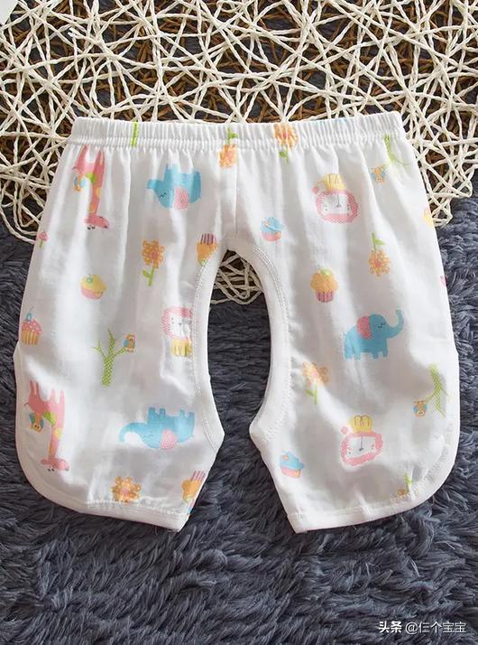 这种裤子真心不适合孩子穿，小区里却常见，快看看你家孩子有没有