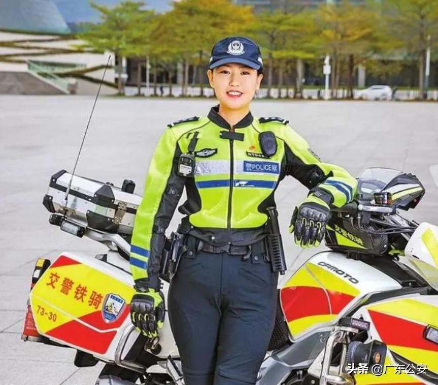 温柔的力量——女骑警时春霞