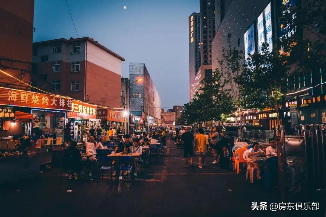 餐饮外摆重拾烟火气,为郑州餐饮外摆提出合理化建议