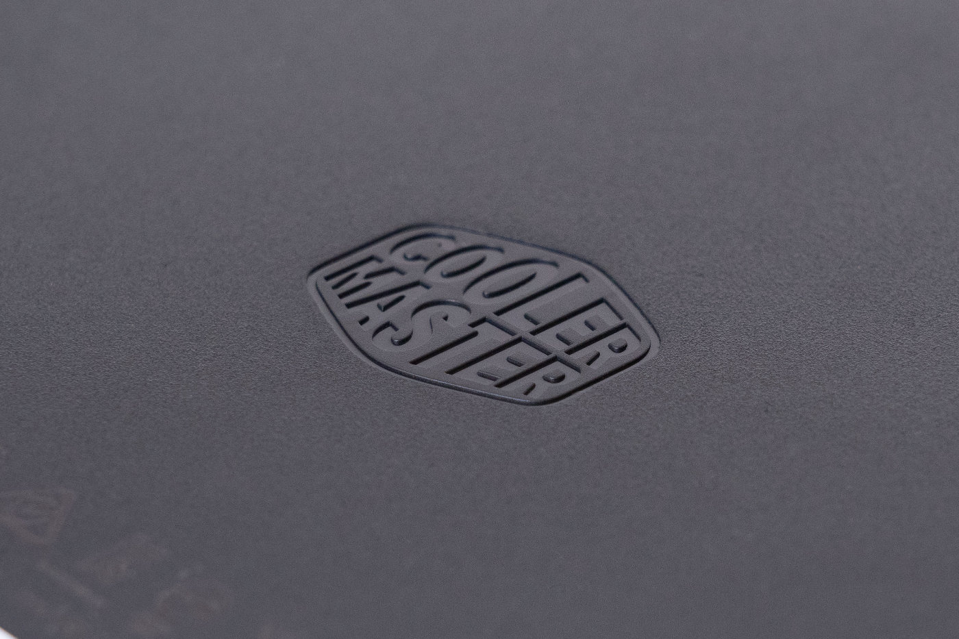 告别机械键盘傻重黑粗的传统印象，酷冷至尊SK631RGB机械键盘体验