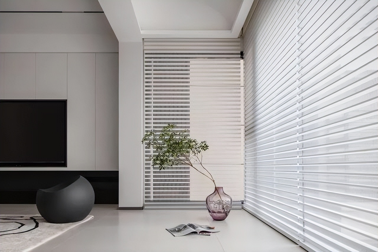 装修最不后悔的就是装了电视柜,装修是否做满墙电视柜