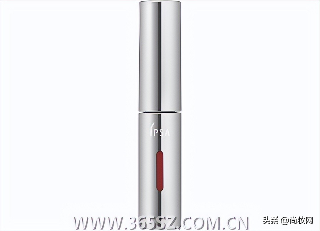 涂唇膏的小妙招,撩人的唇膏涂法