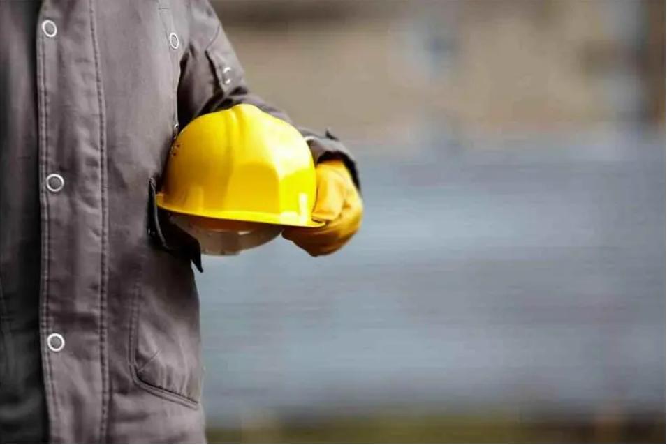 中国现在白领平均工资,中国白领失业率