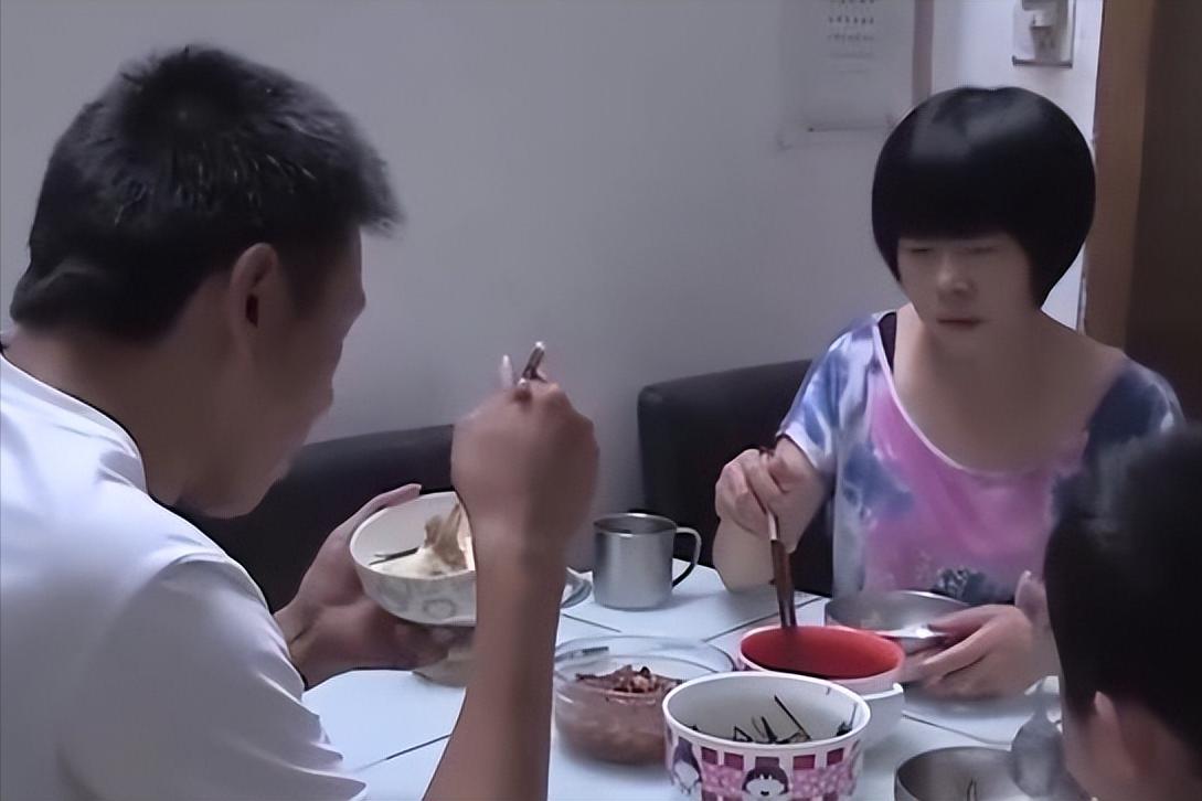 雇主患病双亡,雇主因病破产保姆求报恩