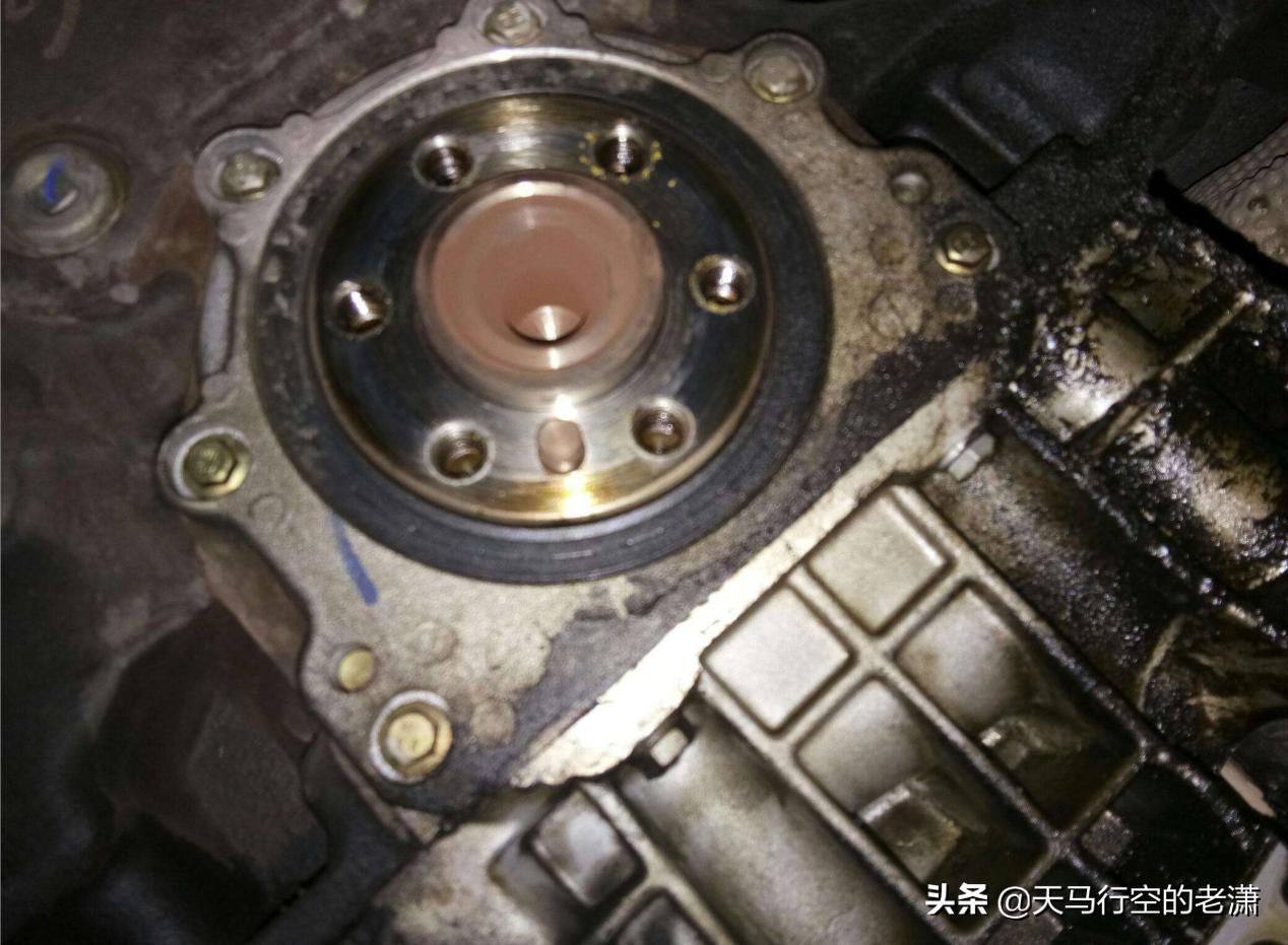 汽车停车溜车该怎么处理,怎样避免汽车溜车