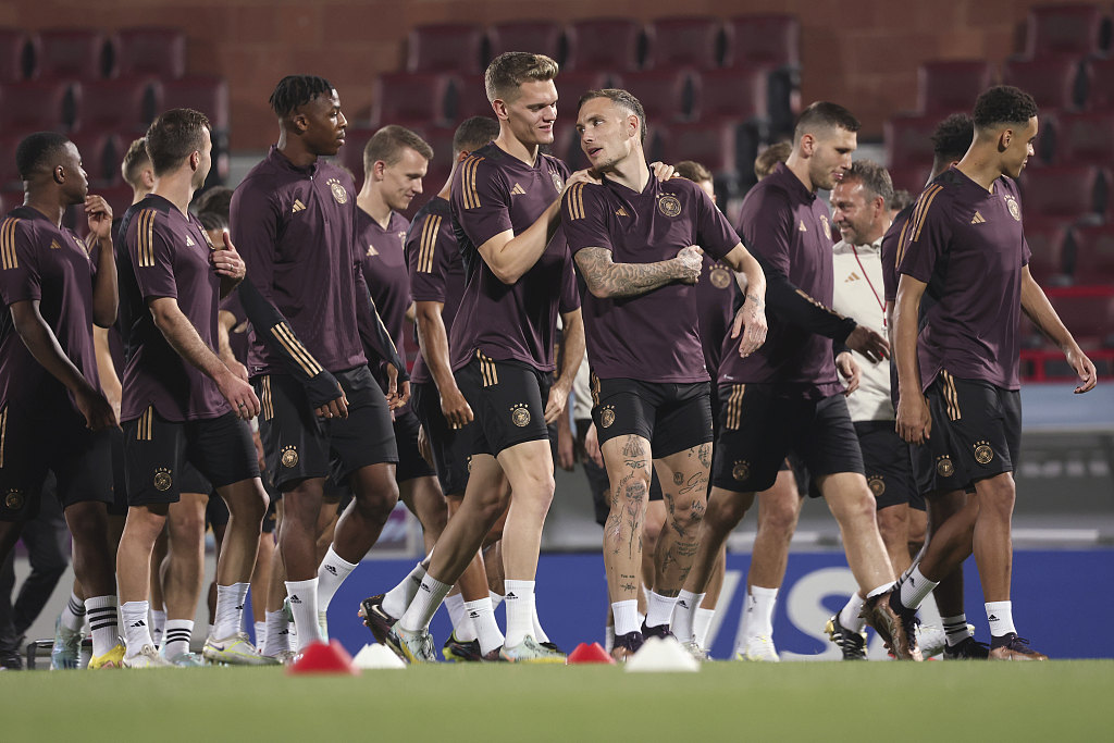 拜仁对西班牙最新官方消息,基米希哈维阿隆索拜仁433阵型