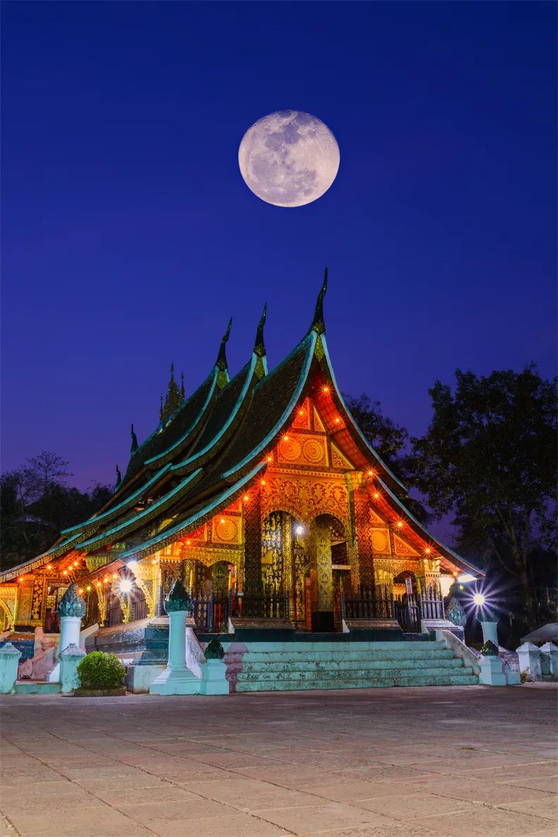 乘坐高铁出国游探秘老挝,自驾游老挝泰国新政策是什么呢