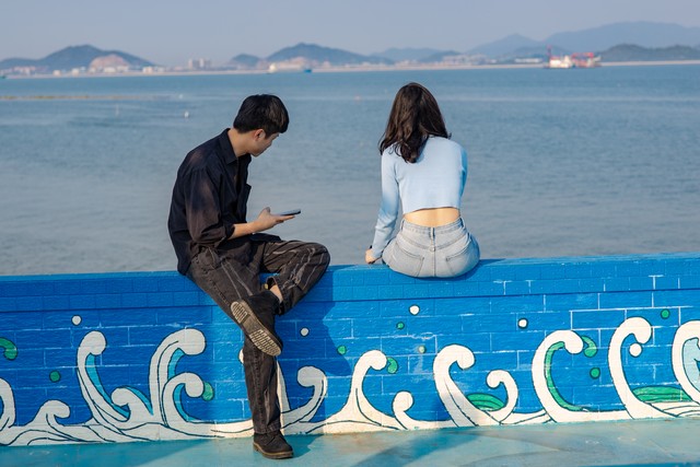 我与黑人小哥甜蜜初恋，结果是个圈套，回国后又惨遭大帅哥退婚