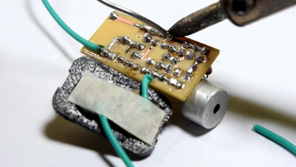 用9v电池做电击器,如何制作短波发射机