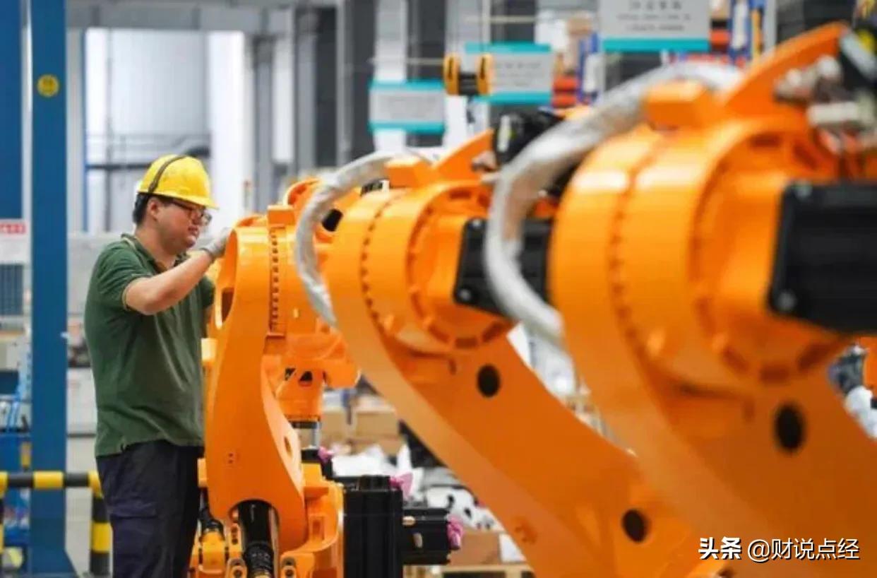 民营经济翻开历史新篇章,中国民营经济四十年