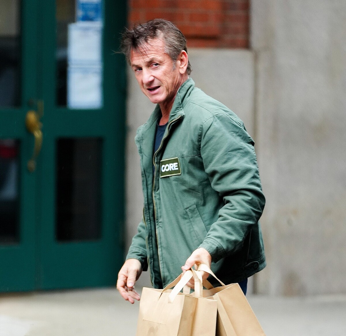 仅仅2天，娱圈的瓜就这么生猛？*税偷***税漏**、售假、入狱，应有尽有