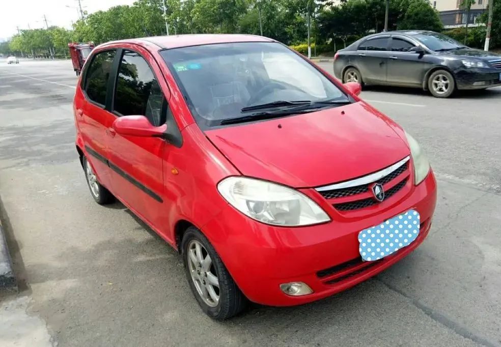 知豆新能源微型汽车续航300公里,丰田普锐斯06年刚出时报价