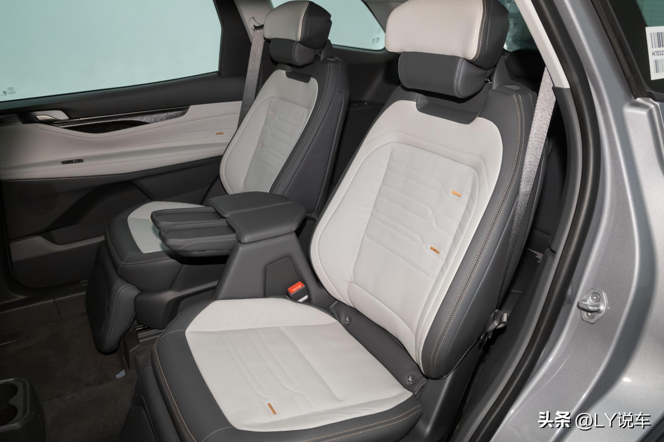 2.0t加92油动力强劲的7座suv,动力最强的7座suv