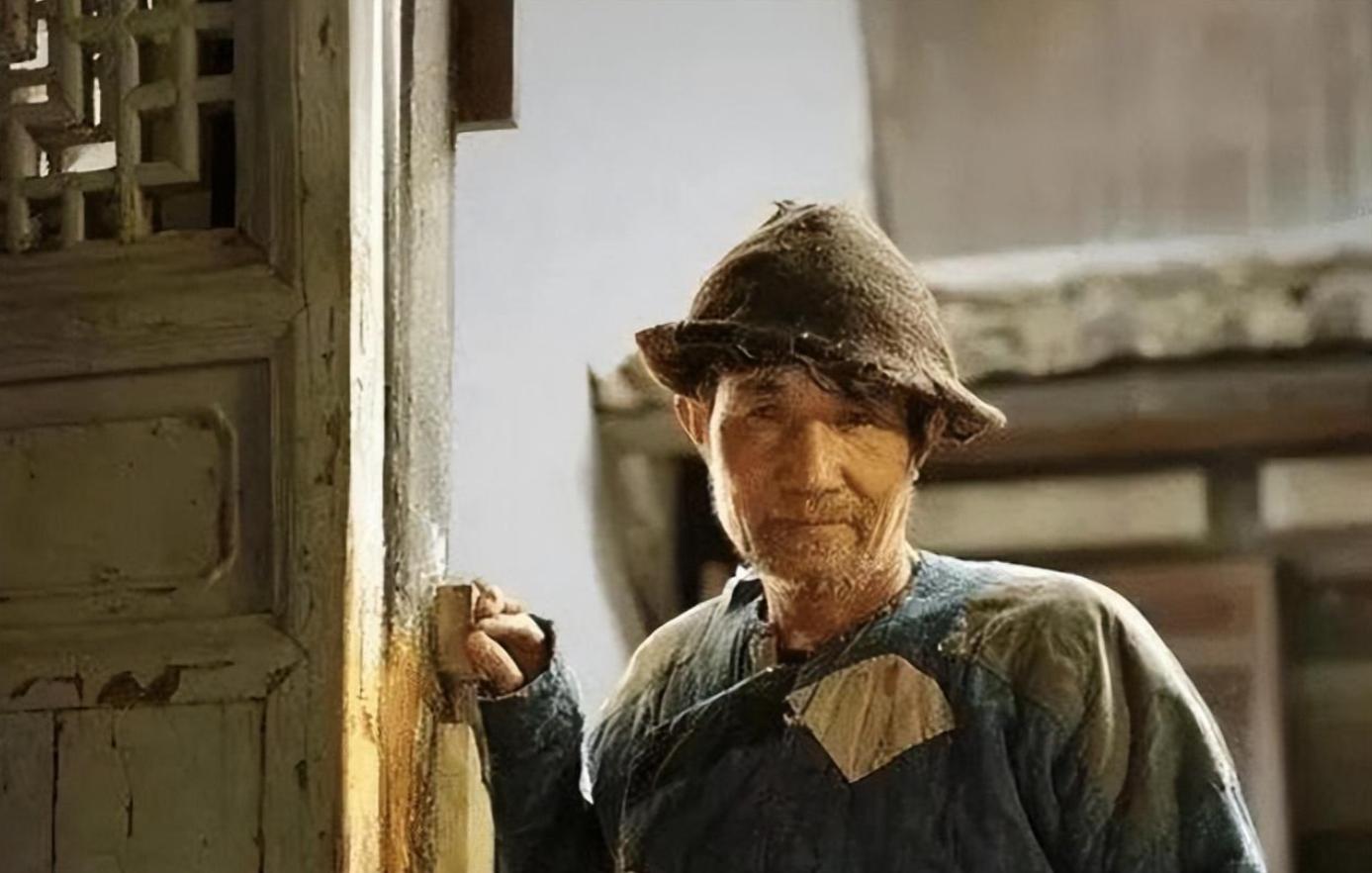 鲁迅玩伴“闰土”真实结局：晚年生活贫苦，子女后代华丽转变