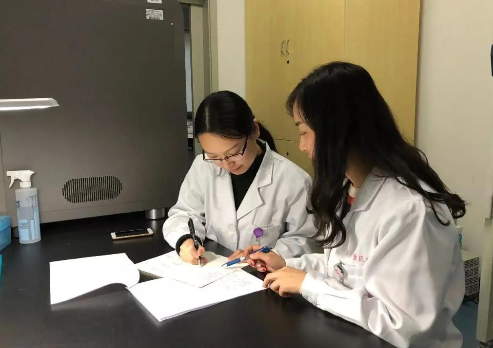 医学各专业就业前景中医,医学就业率最吃香的十大专业