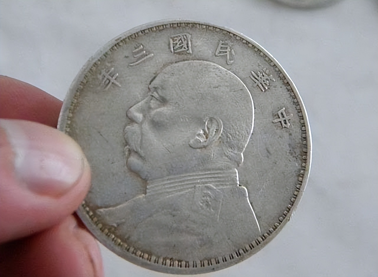 民国时期严查妇女束胸，发现一次罚款50大洋，举报者有奖励