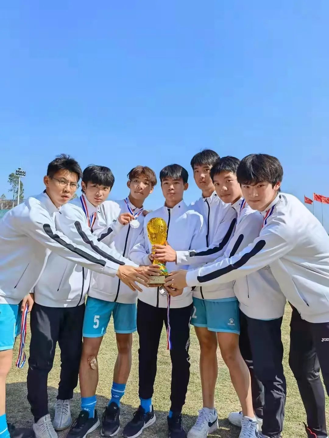 广东省青少年足球守门员,足球王嘉诚守门员