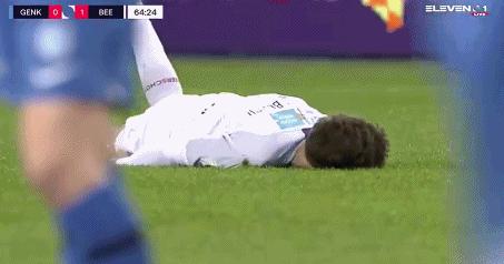 英格兰大胜被一暖心动作抢走风头，当事人发文解释后2小时获赞54万