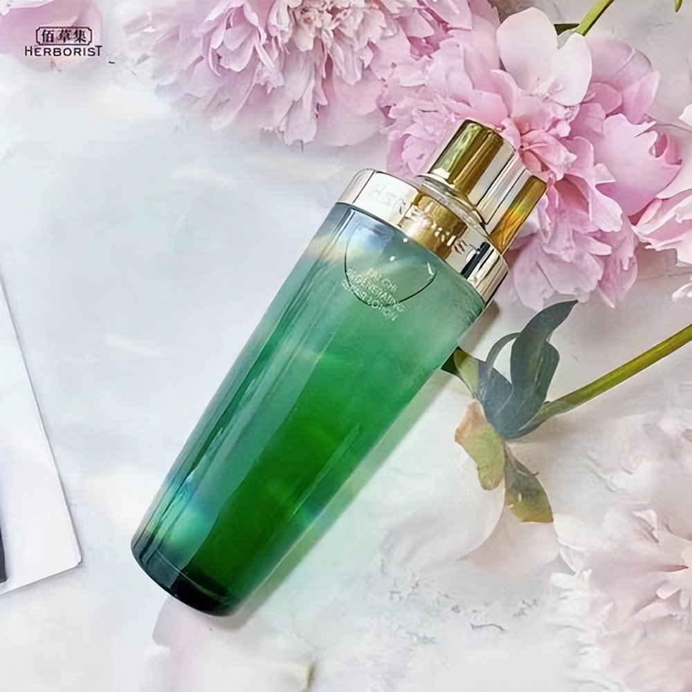 百雀羚淡纹帧颜霜和玉泽面霜,混油皮百雀羚平衡润泽爽肤水测评