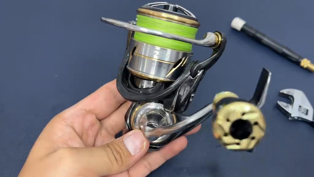 达瓦纺车轮4个轴承真的够用吗,达瓦纺车单向轴承拆卸