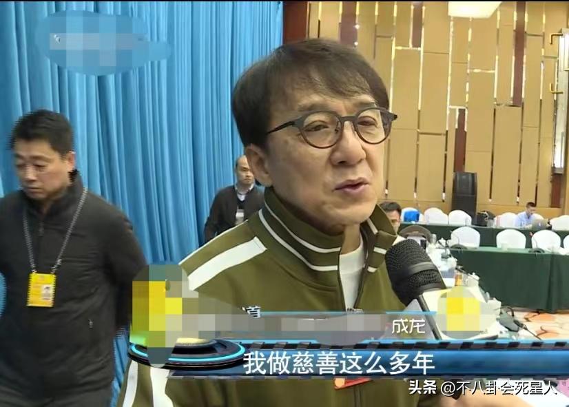 成龙公认的功夫巨星,成龙大名鼎鼎的功夫巨星